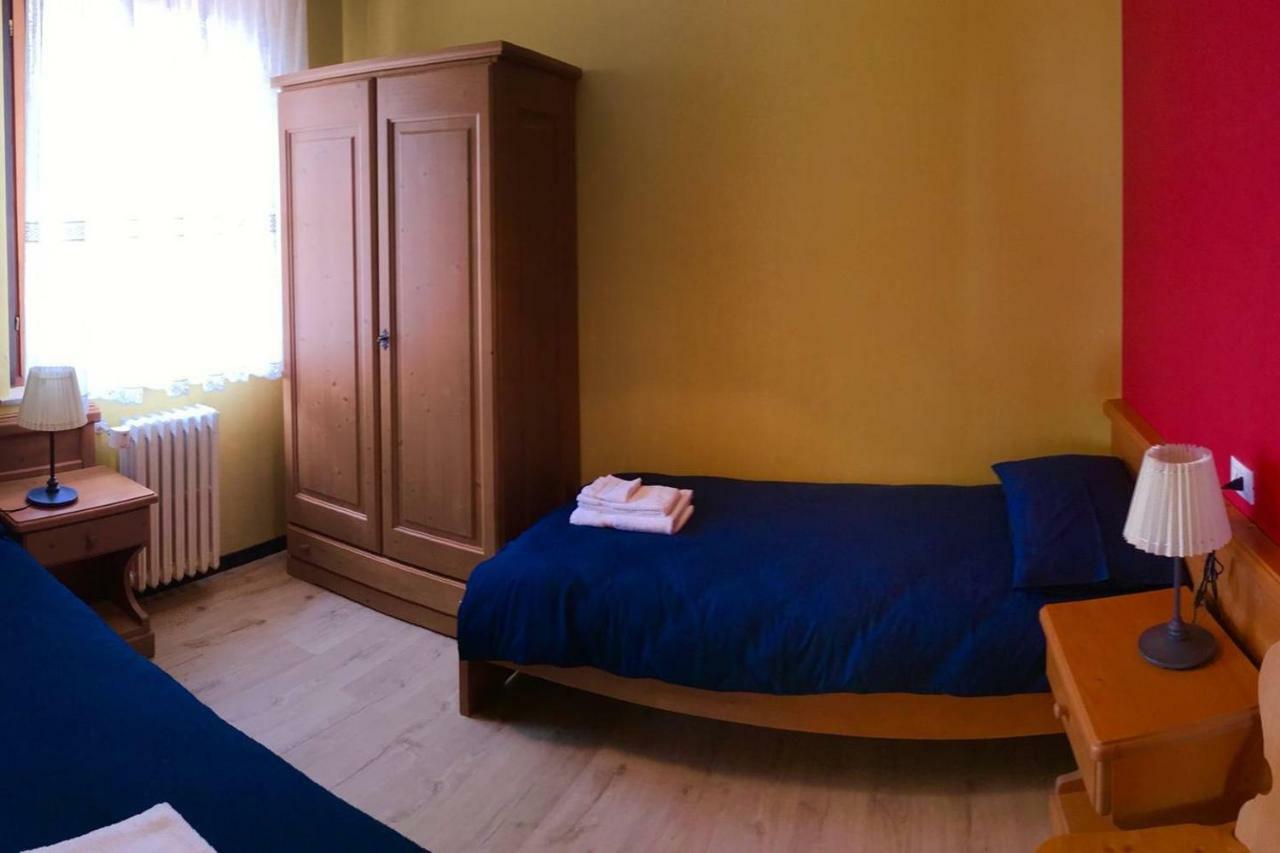 Lozzo Di Cadore - Dolomiti - Piazza IV Novembre Lozzo Cadore 외부 사진