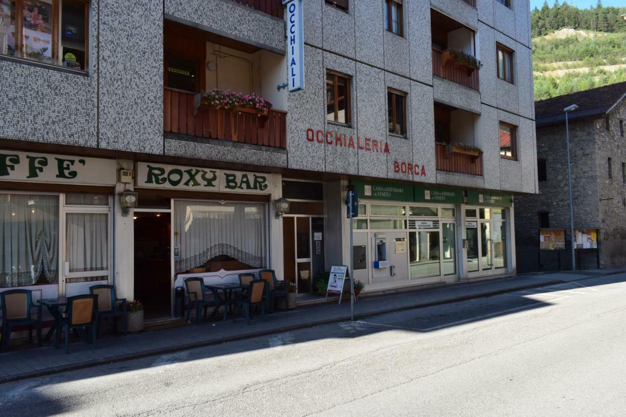 Lozzo Di Cadore - Dolomiti - Piazza IV Novembre Lozzo Cadore 외부 사진