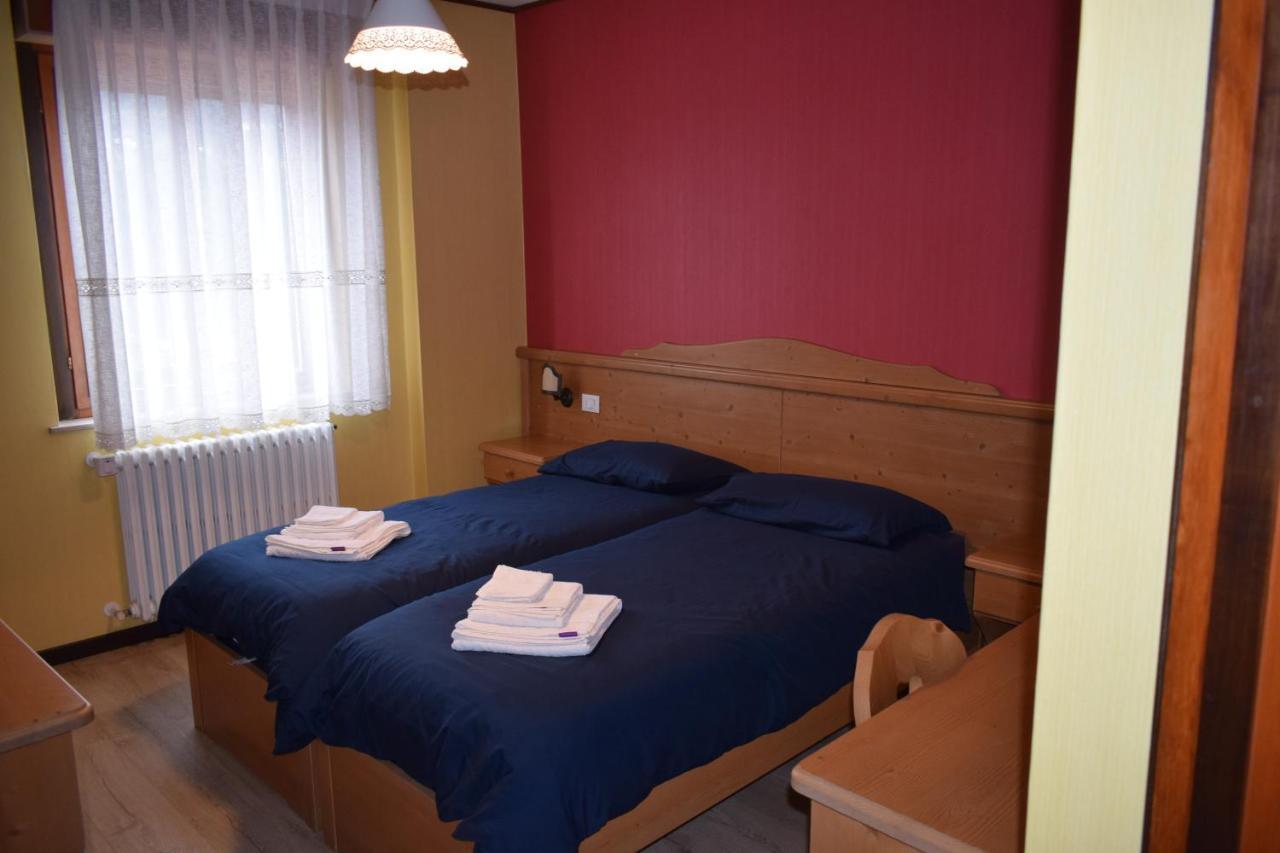 Lozzo Di Cadore - Dolomiti - Piazza IV Novembre Lozzo Cadore 외부 사진